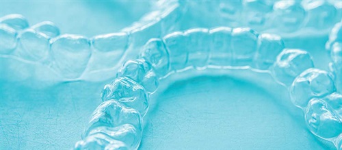 5 Clear Advantages of Aligners In their early history in orthodontics, aligners were considered the Rodney Dangerfield of orthodontic appliances: They got no respect, because it was thought they had such limited clinical applicability. But as Dr. Jonathan Nicozisis explains, aligners possess many qualities that are unparalleled by traditional fixed appliances, including the ability to apply continuous force and control lower incisor position. 