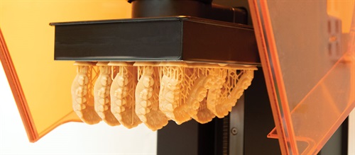 Fit to Print (Part 1) In the first installment of a two-part series, Dr. Rooz Khosravi identifies the main components required to set up an in-office aligner system—intraoral scanners, digital
software packages and 3D printers—and what orthodontists should look for in each.